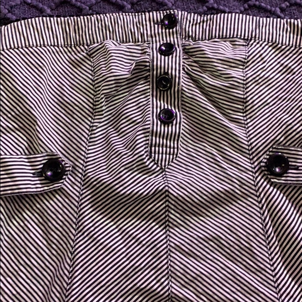 Classy type top - Picture 2 of 3